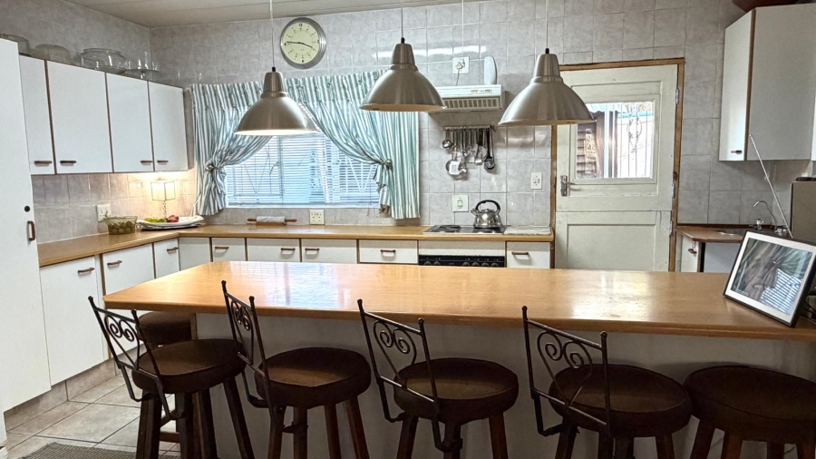 3 Bedroom Property for Sale in Kroonheuwel Free State